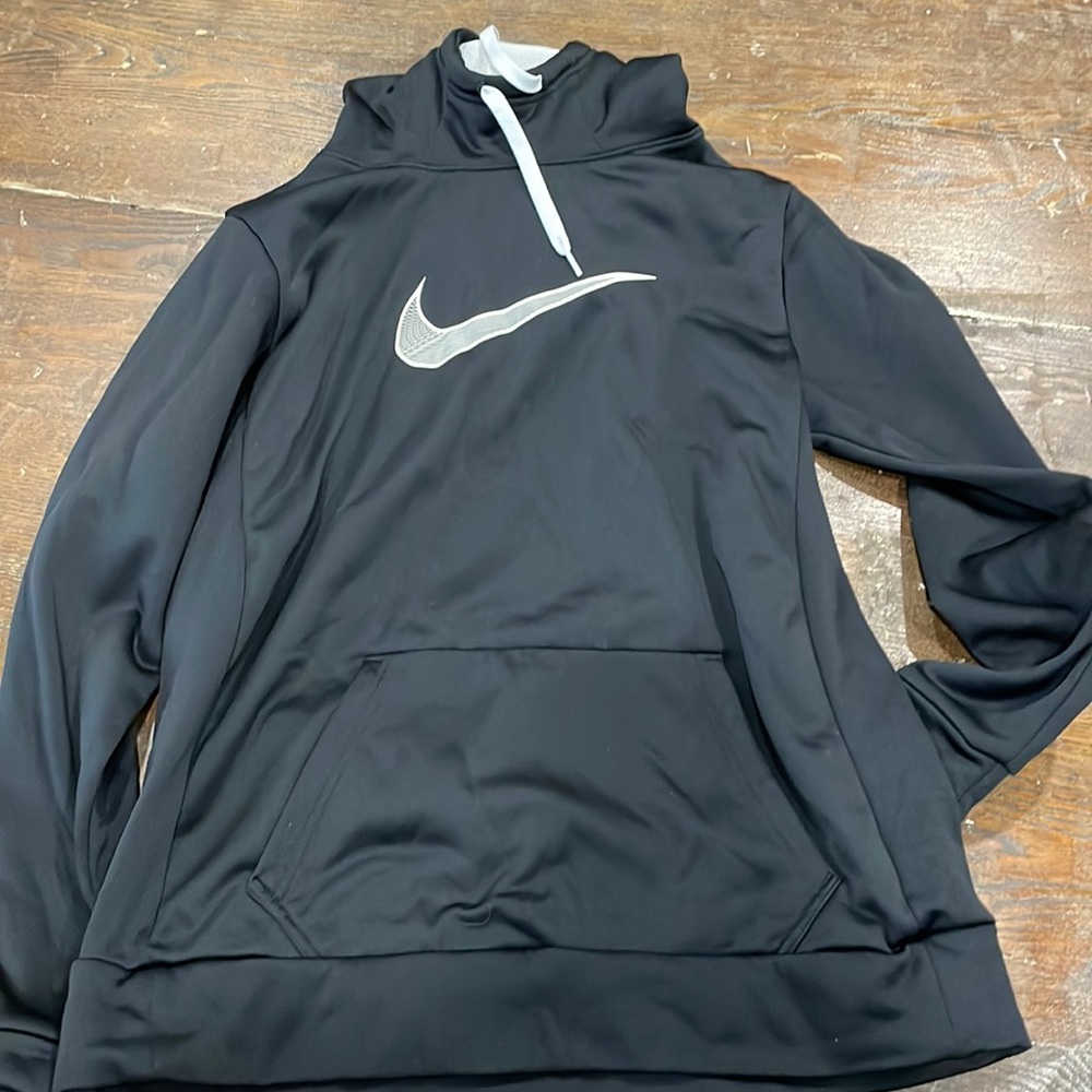 Nike women’s hoodie